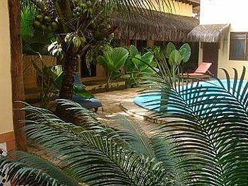 Capitaes De Areia Inn 3*